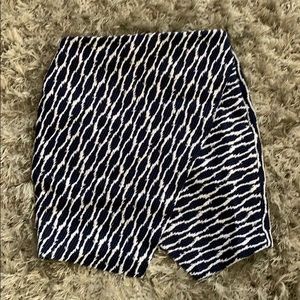 Navy patterned Loft asymmetrical mini skirt